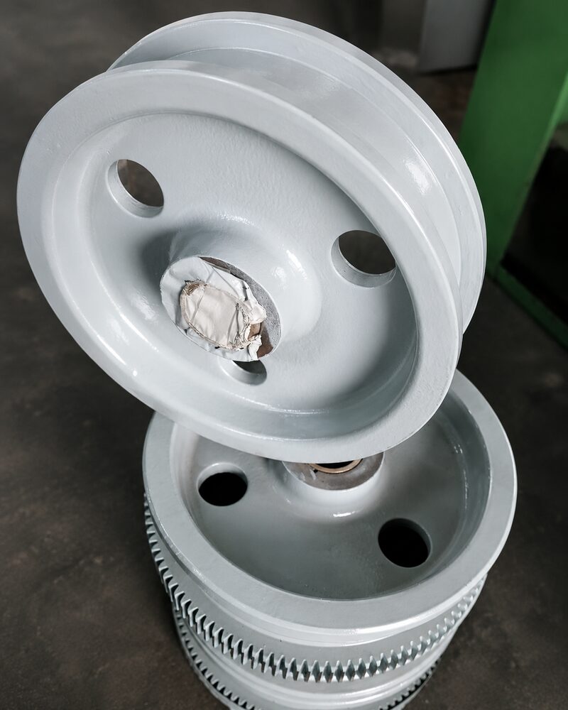 Refurbished pulley assembly, repainted